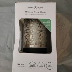 Serene House Ultrasonic Aroma Diffuser New In Box